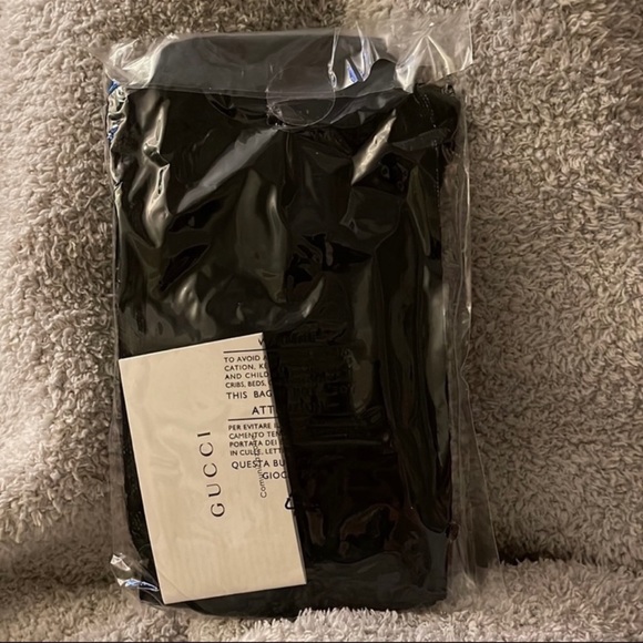 Gucci Tights (color: black, size: medium) Never opened or worn - Picture 2 of 3